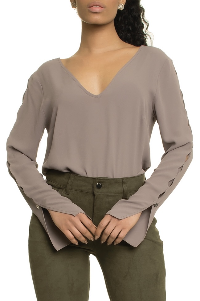 Blusa Ml Detalhe Vazadinhos